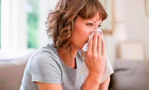 Роспотребнадзор заявил о растущем сходстве симптомов COVID-19 и ОРВИ