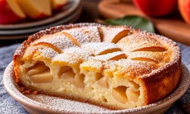 Нежный яблочный пирог готовят без миксера и сложных техник