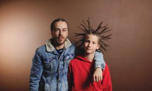 Сын Децла перестал общаться с бабушкой и дедушкой по линии отца