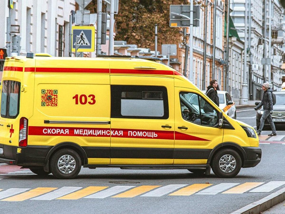 Трагедия на путях Подмосковья: машина против локомотива в сумерках