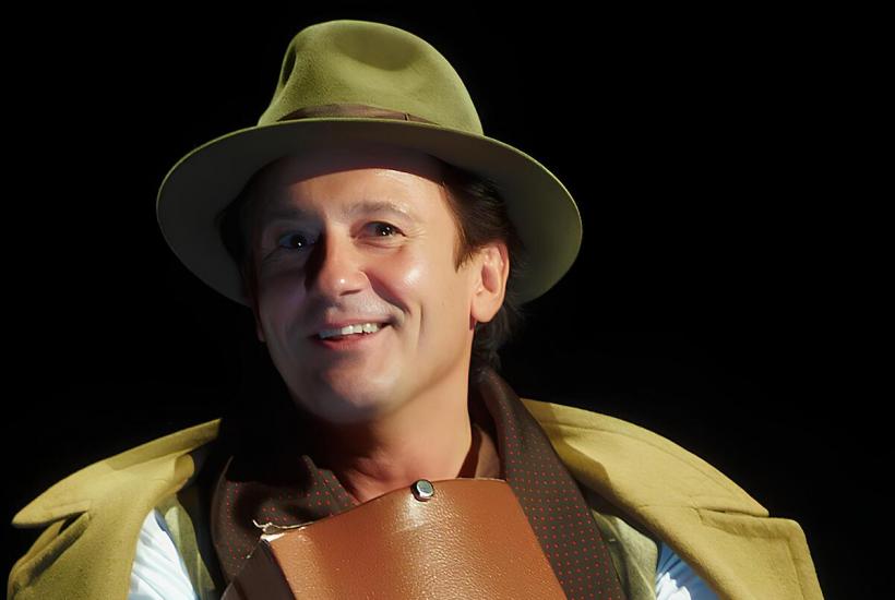 Олег Меньшиков