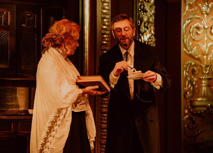 Свой день рождения Ирина Алферова проведет на родной сцене