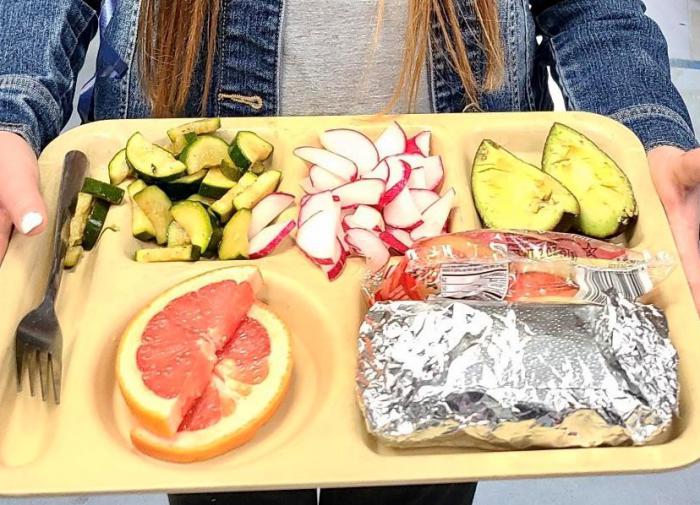 Московские школьники научились готовить полезные перекусы