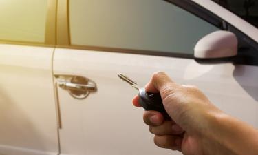 В автомобилях с бесключевым доступом есть аварийный ключ — Car And Motor