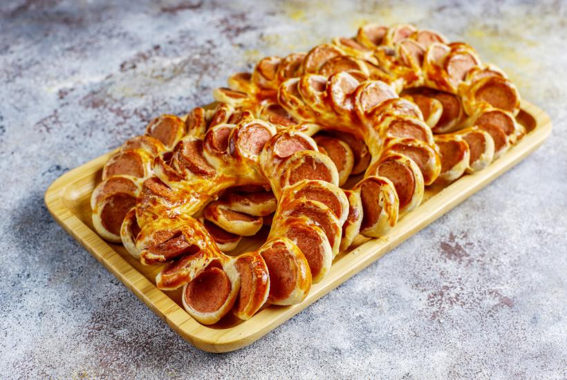 Булочки с сосисками