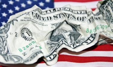 Доверие к доллару разрушено — Лавров о неконтролируемом росте госдолга США