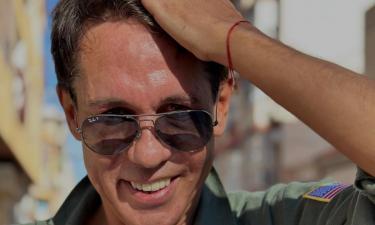 Дочь Панина* заявила, что актёр выставляет её "чмоней" в соцсети