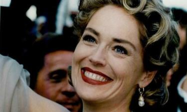 Мир молится за Шэрон Стоун: актриса перенесла инсульт