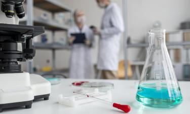 Находка из почвы: учёные заставили бактерии производить разные виды пластика