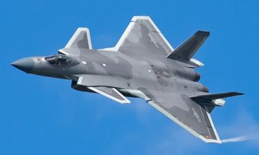 Шестое поколение на взлете: новый китайский истребитель удивил даже Пентагон