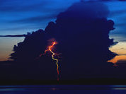 Группу россиян на Крите поразила молния