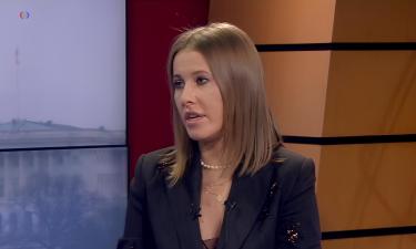 Ксения Собчак не пришла на могилу отца в день его рождения