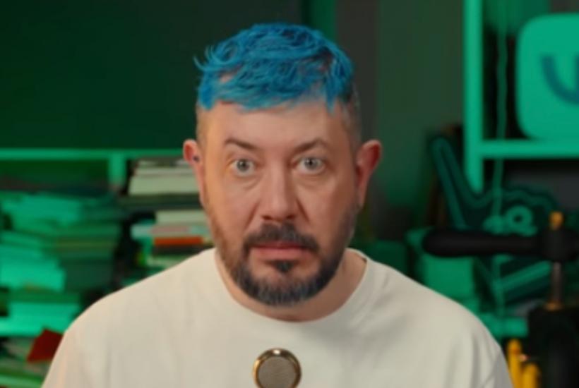 Артемий Лебедев