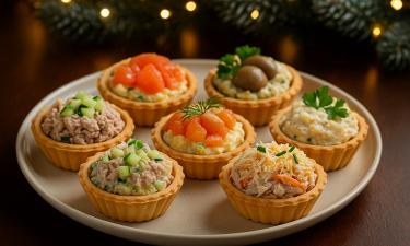 Канапе с лососем дополняют васаби и белым мисо — The Standard