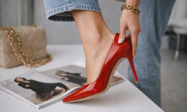 Заморозка губок в туфлях эффективно растягивает обувь