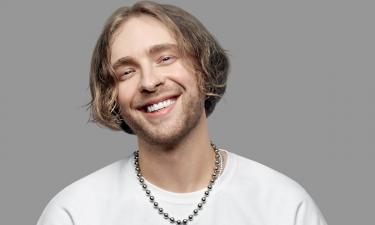 Свет гаснет в самый пикантный момент: Егор Крид кардинально изменил свой скандальный номер