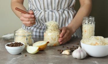 Трюк с капустой, о котором соседям не расскажешь: свежесть до весны гарантирована