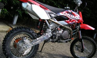 МВД зафиксировало рост аварий с питбайками в 2025 году — данные Дацкевича