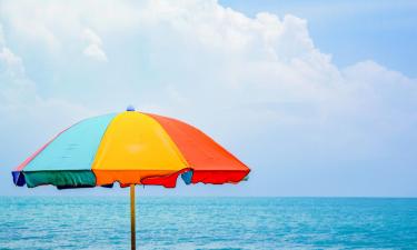 Туристы выбирают тенты вместо зонтов на побережье Бразилии — Correio Do Estado