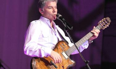 Олег Газманов рассказал, что каждый день отжимается 74 раза