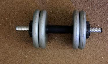 Ранний сигнал болезней: почему неспособность поднять 5 кг — тревожный симптом