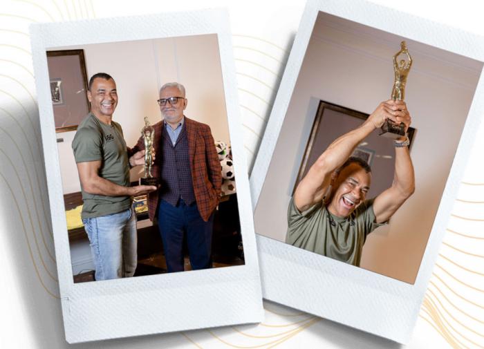 Кафу получил авторскую статуэтку на премии РБ