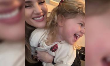 Рози Хантингтон-Уайтли показала редкие кадры дочери от Джейсона Стэтхема