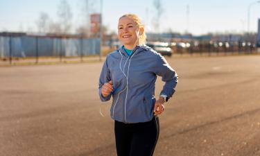 Регулярная ходьба подтягивает талию без тренажёров — Women's Health