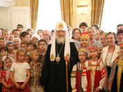 Патриарх ходатайствует за семейные ценности