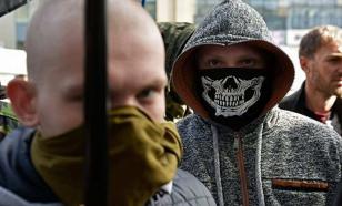 Барретт: Россия не денацифицирует Украину, пока американцы не денацифицируют США