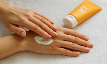 Холод крадёт нежность рук: один ночной ритуал превращает сухость и трещины в бархатную мягкость