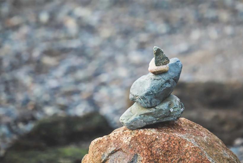 Горка из камней