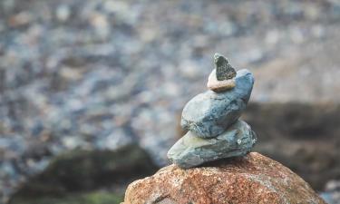 Каменные сферы весом более 200 кг нашли при строительстве дороги в Хаккари