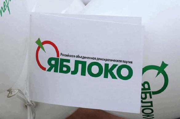 Московские яблочники увязли в очередном партийном скандале