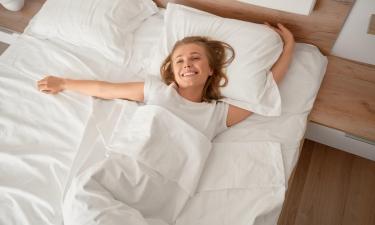 Пятна с матраса удаляют смесью перекиси и соды — Syl.ru