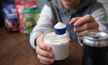 Модно, сладко и без проверки возраста: чем оборачивается тренд сухих энергетиков