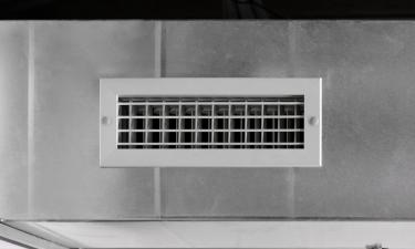 Естественная вентиляция теряет тягу летом —  инженеры