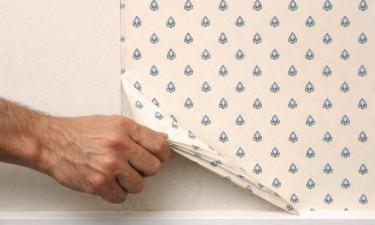 Сильное сцепление обоев обеспечивает чистая и загрунтованная стена