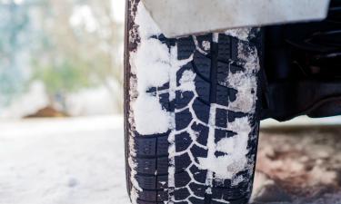 С 1 декабря запрещено ездить на летних шинах зимой