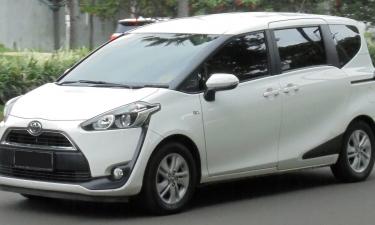 Японцы нанесли удар по Geely и Chery: в Россию приехала бюджетная Toyota на семь мест