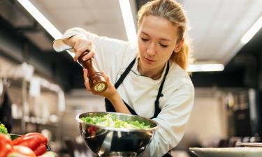 Легенда школьных обедов выходит на федеральный уровень: Кузбасс покажет, что еда для детей может удивлять