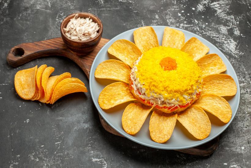 Салат с чипсами