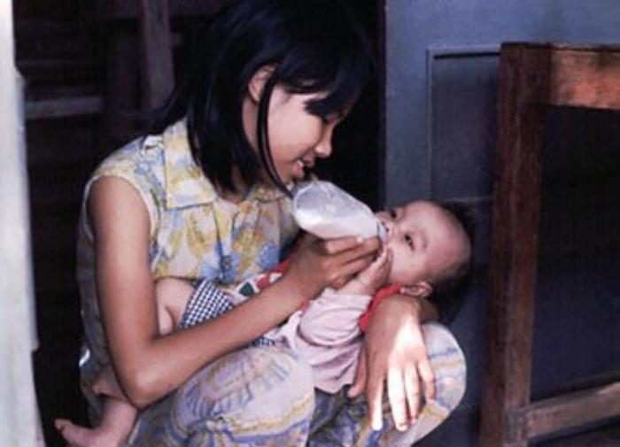 Названы неочевидные факты о грудном молоке