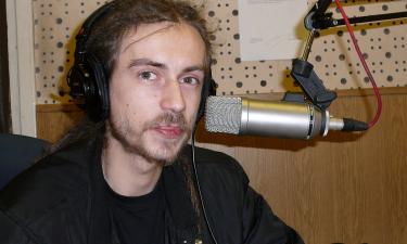 Буллинг в школе и жизнь без гаджетов: сын Децла объяснил, почему не будет петь песни отца