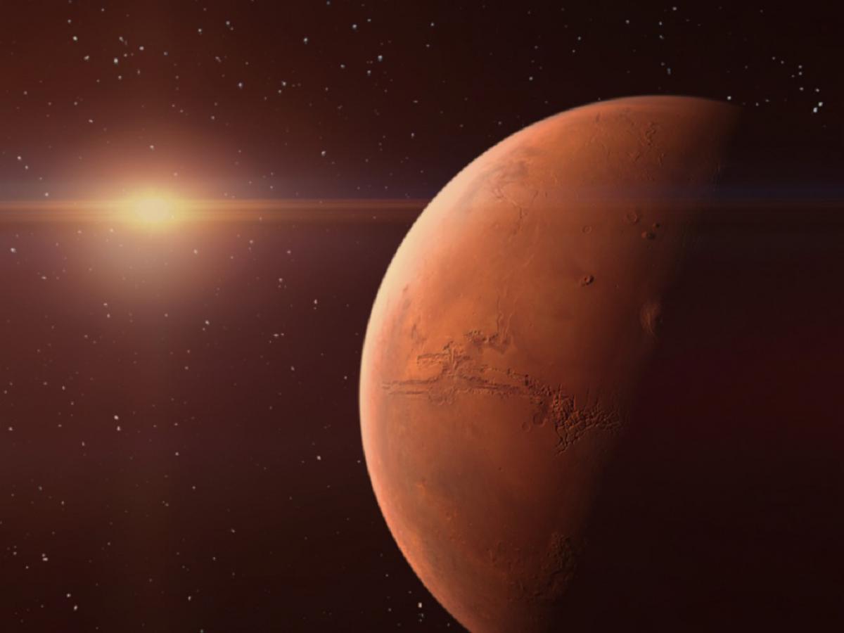 Почему такой красный? Ученые, вероятно, разгадали тайну цвета Марса