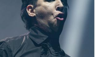 Мэрилин Мэнсон оштрафован на $1,4 тысячи за плевок в оператора