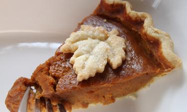 Вкуснее не бывает: добавляем пралине в тыквенный пирог — и вот что получается