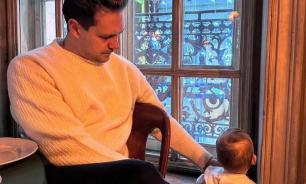 Милош Бикович показал редкое фото с почти годовалым сыном