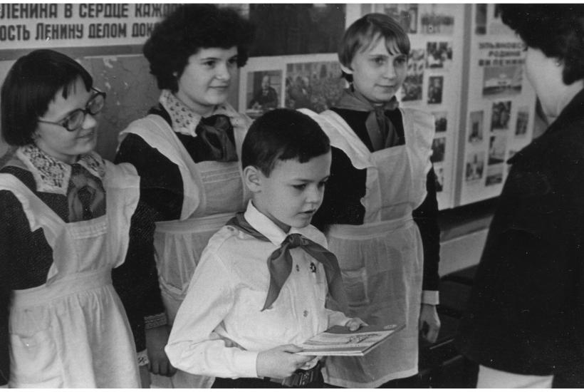 Elektrostal. Council squads. Admission to the pioneers - april 1981 year. img 04 Elektrostal. Council squads. Admission to the pioneers - april 1981 year. img 04