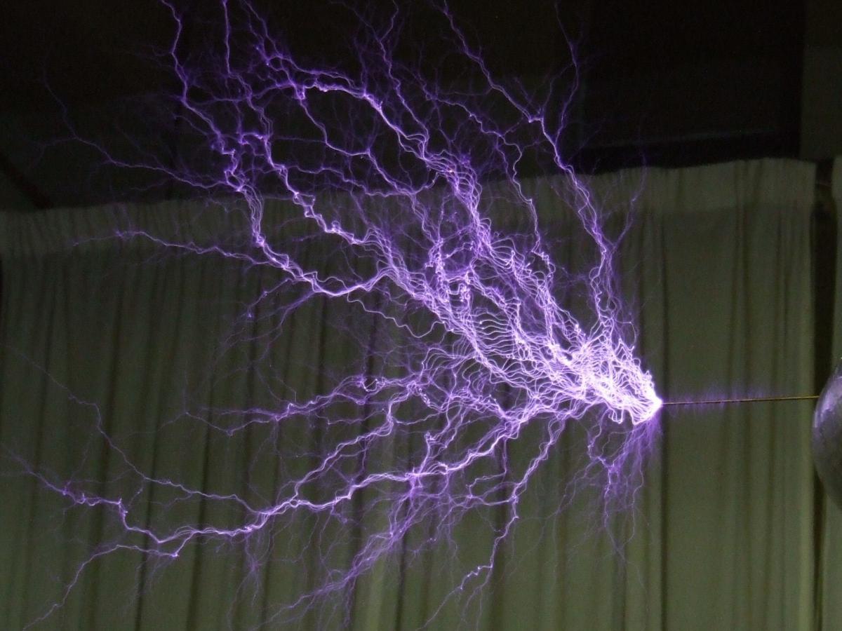 Открытие в мире полупроводников: что происходит за триллионные доли секунды